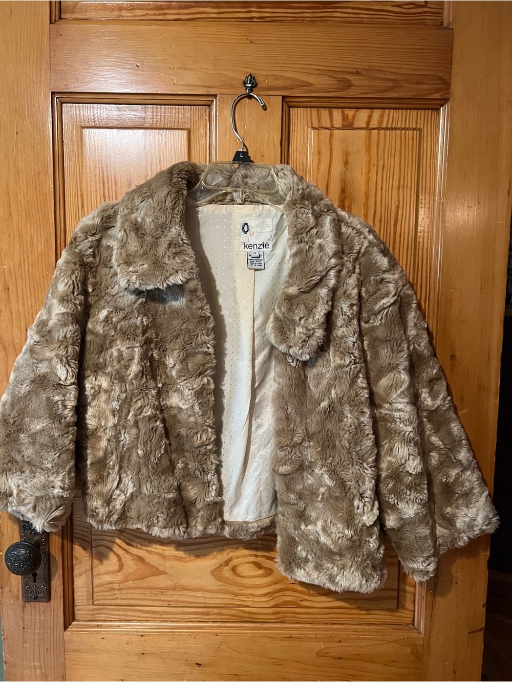 kenzie Plush Faux-Fur Jacket in Taupe Brown